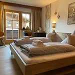 Haus Tirol 3*