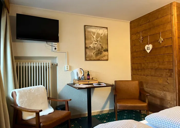 Gasthof Haus Tirol 3*