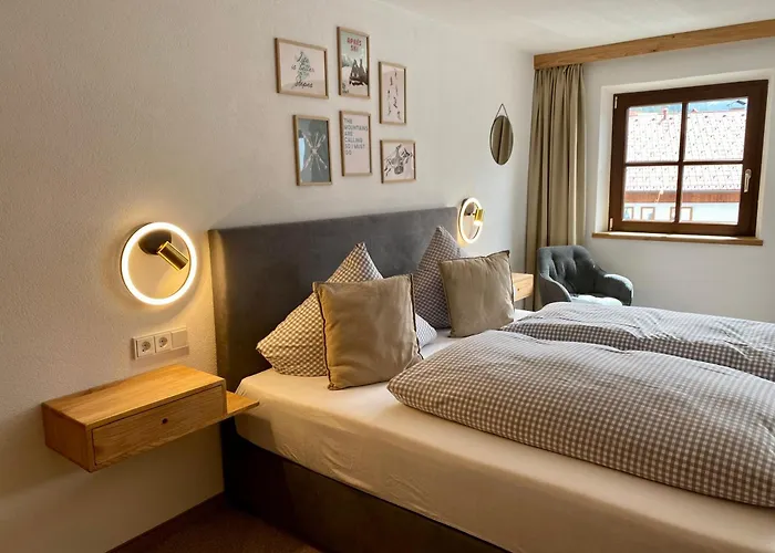 Haus Tirol ゲストハウス 3*