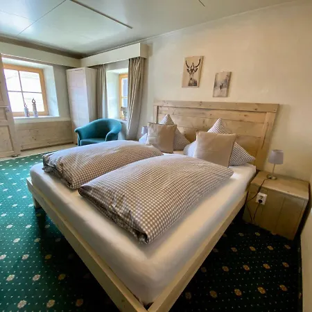 게스트하우스 Haus Tirol