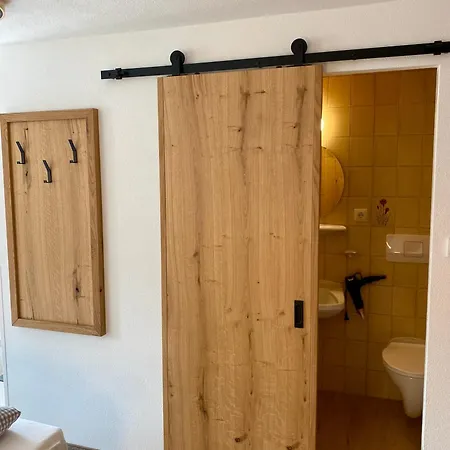 Haus Tirol 게스트하우스 3*