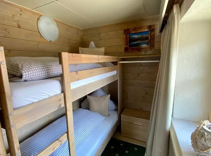 Haus Tirol Gæstehus 3*